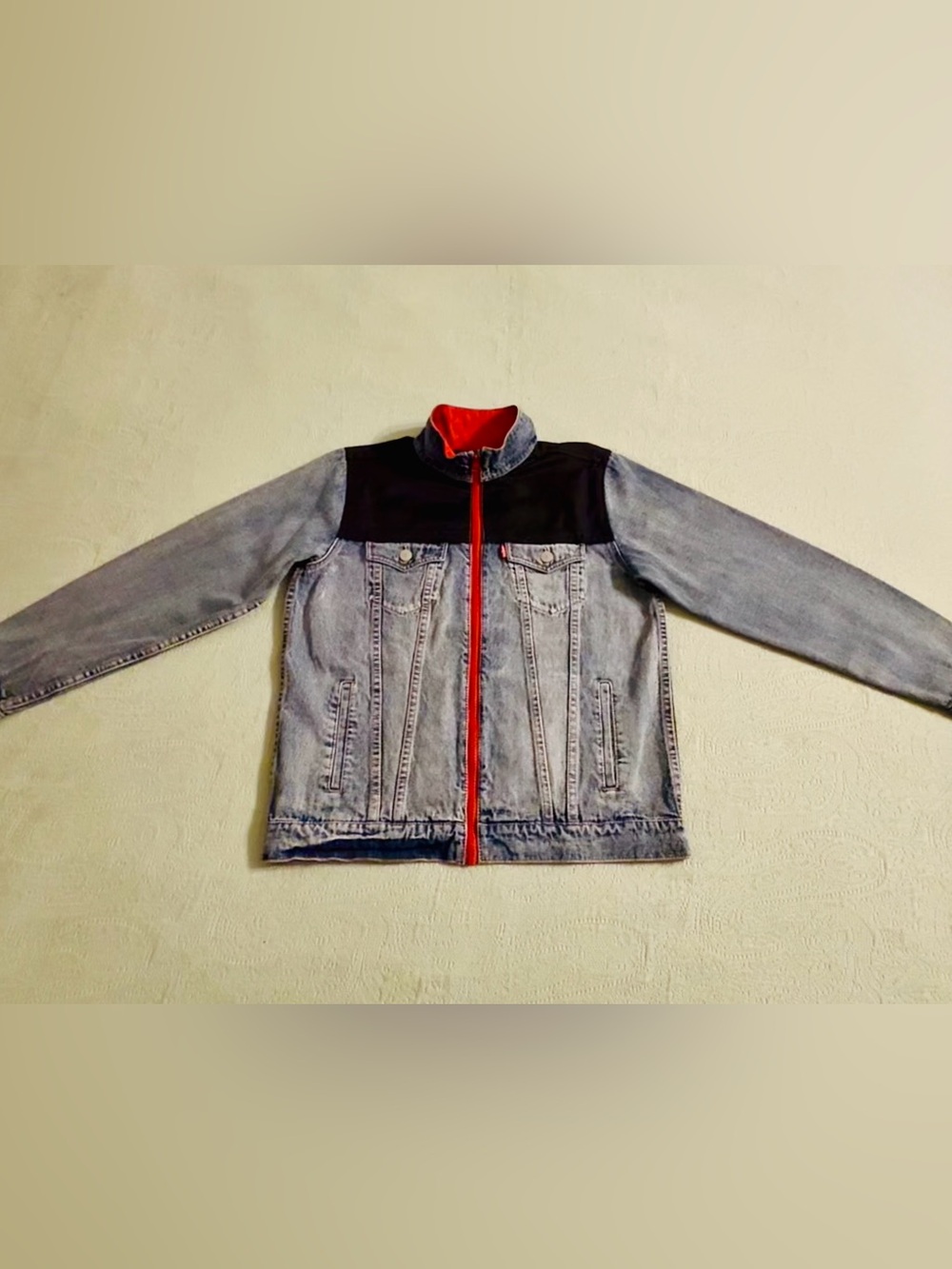 Levi's Mock Neck Denim Jacket, youth sz lrg, used/ good.